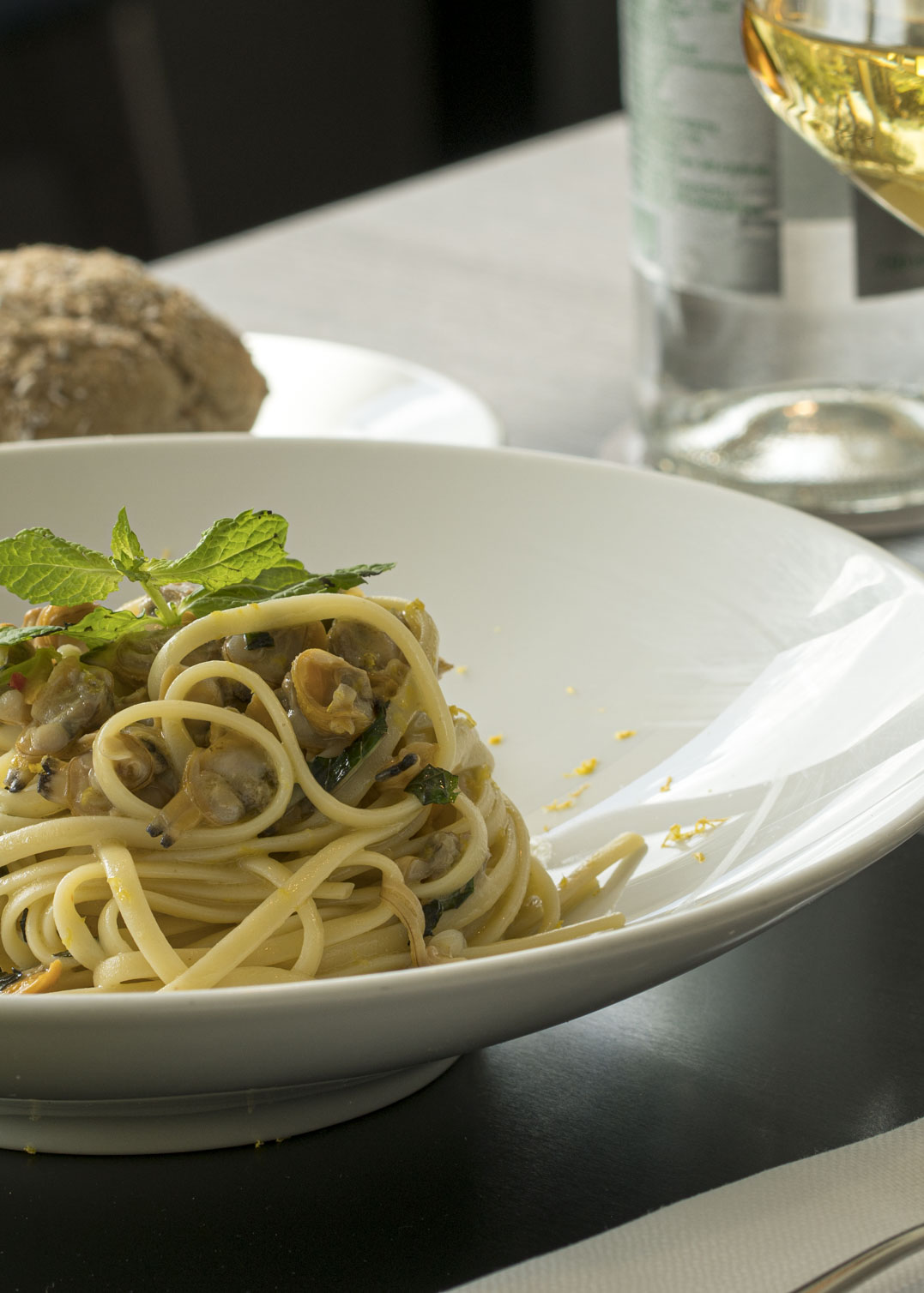 Spaghettone con calamaretti Verticale